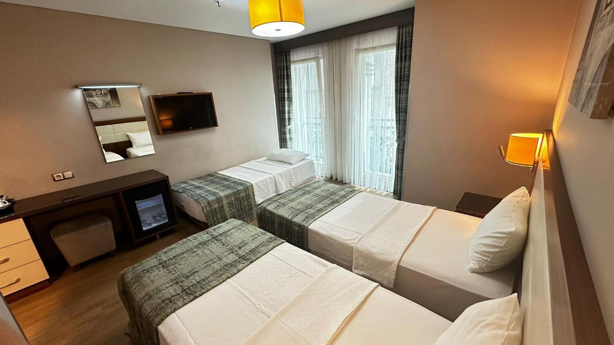 เดอะ เมเรตโต โฮเต็ล อิสตันบูล โอลด์ซิตี้ Hotel ภายนอก รูปภาพ